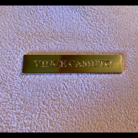 ⚜️VINCE CAMUTO Tote⚜️ - Picture 4 of 5